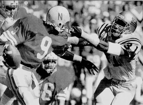 Steve Taylor 1987 Nebraska vs UCLA football photo