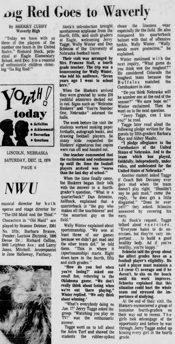 1970.12.03 Nebraska players visit Waverly school