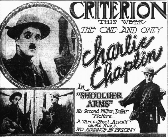 Charlie Chaplin: shoulder arms