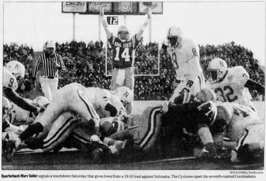 1992 Nebraska-Iowa State football, DMR photo - 