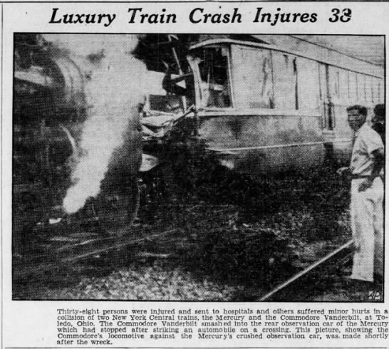 Photo of Vanderbilt/Mercury crash aftermath - 