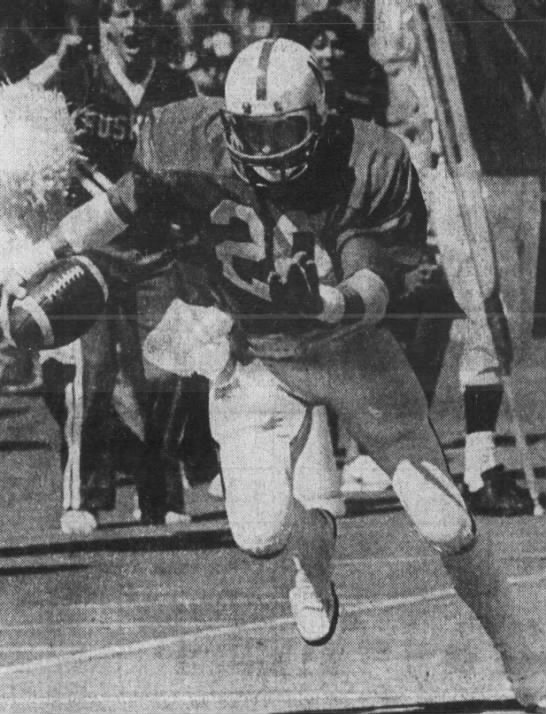 1982 Nebraska-New Mexico State, Todd Brown touchdown photo - 