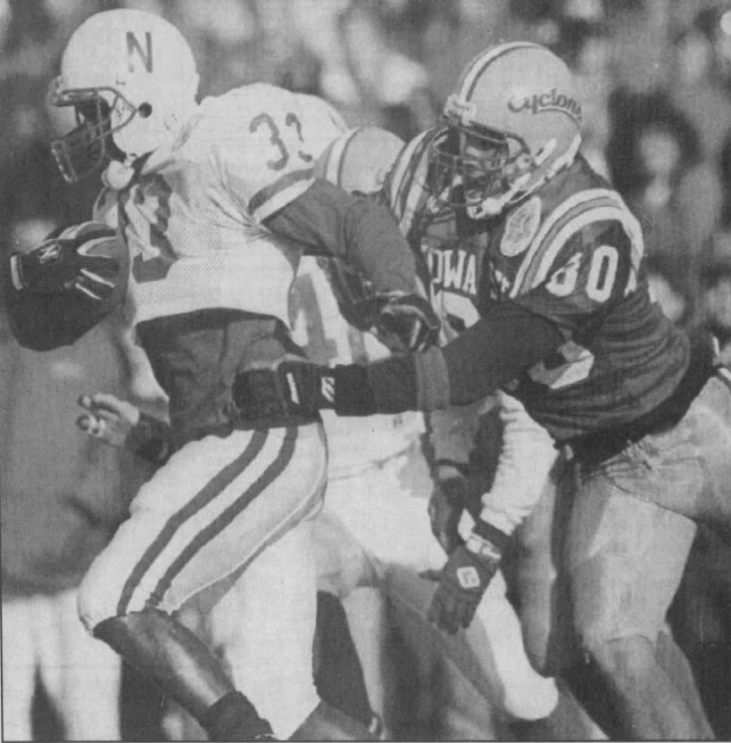 1992 Nebraska-Iowa State football Tyrone Hughes photo