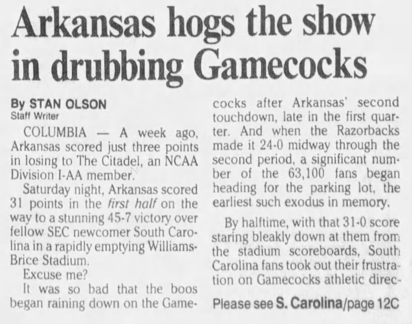 Arkansas hogs the show in drubbing Gamecocks