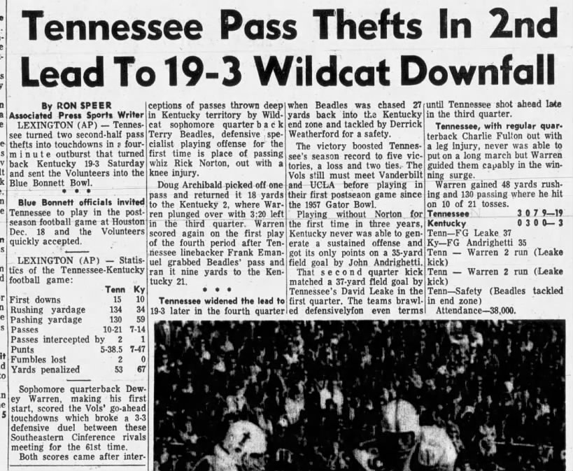 Tennessee pass thefts in 2nd lead to 19–3 Wildcat downfall