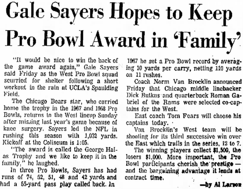 Gale Sayers Hopes to Keep Pro Bowl Award in 'Family'