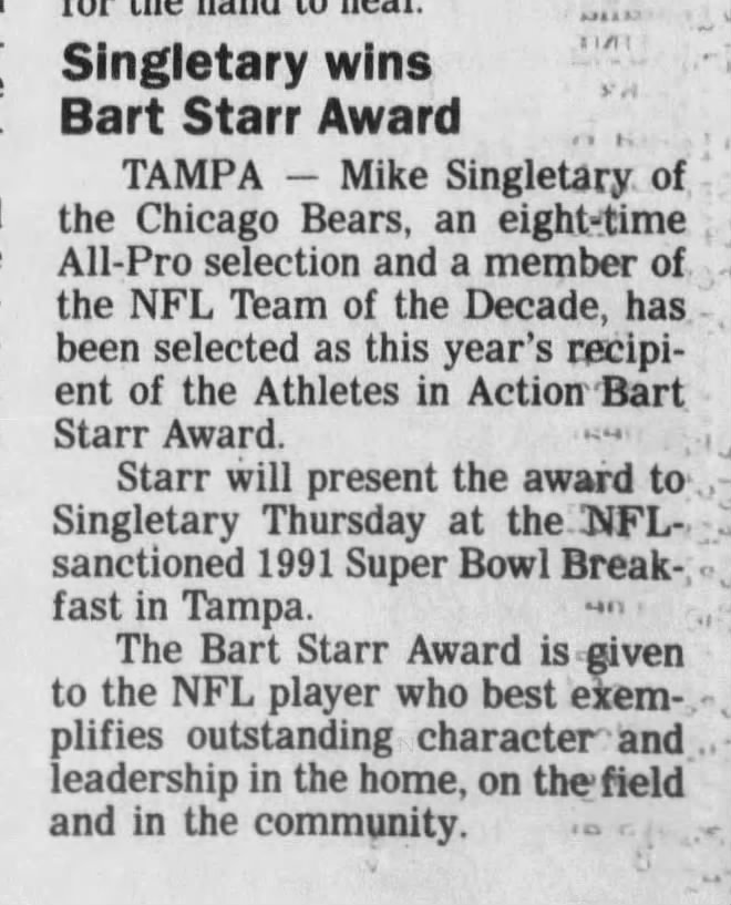 Singletary wins Bart Starr Award