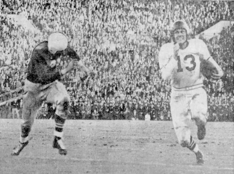1941 Rose Bowl, Warren Alfson chases Frankie Albert