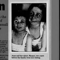 Paper publishes photo showing Anne Frank and sister Margot, 2 years before family went into hiding